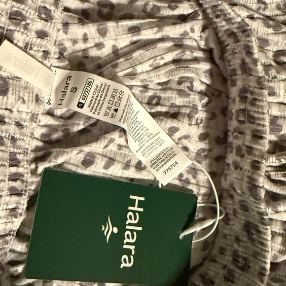 Halara Mid Rise Drawstring Ruffle Hem Leopard Print Lounge Shorts - Picture 4 of 4